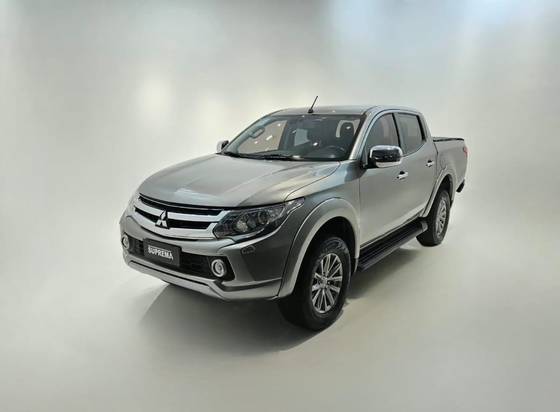 MITSUBISHI L200 TRITON 2.4 16V TURBO DIESEL SPORT HPE-S CD 4P 4X4 AUTOMÁTICO